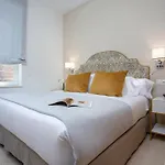 Genteel Home Carlos V